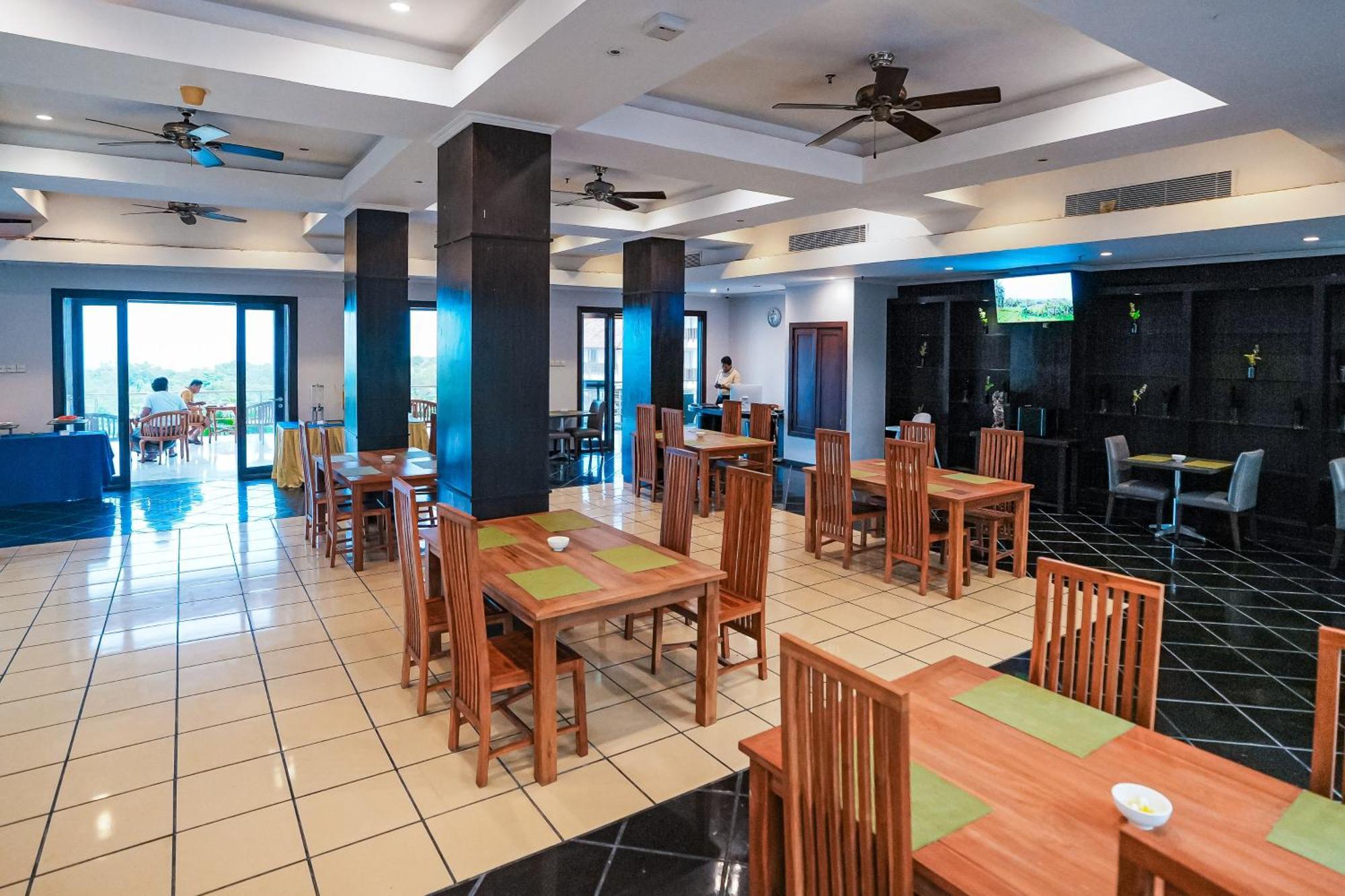 New Kuta By Lorin 4* Uluwatu (Bali)